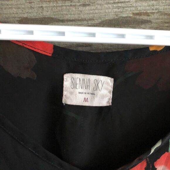 𝅺sienna Sky size Med Sheer black cold-shoulder floral blouse - Picture 5 of 6